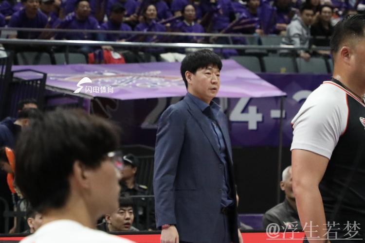 山东男篮发布训练视频:坚持终会收获答案 山东男篮发布训练视频:坚持终会收获答案